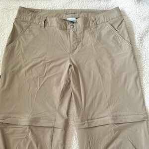 Columbia Omni shield convertible zip off pants.  Womens 16.  Tan.  New.